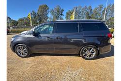 2018 Kia
Carnival Platinum