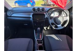 2023 Suzuki
Vitara