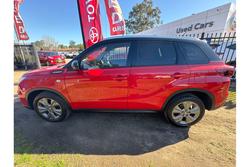2023 Suzuki
Vitara