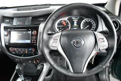 2017 Nissan
Navara ST