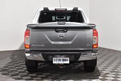 2017 Nissan
Navara ST