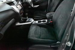 2017 Nissan
Navara ST