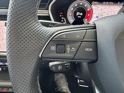 2025 Audi
                Q3 40 TFSI S line