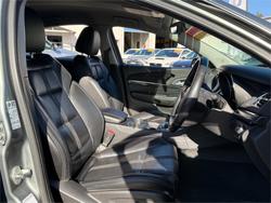 2014 HOLDEN
                COMMODORE SS-V