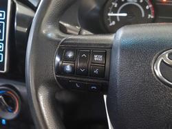 2017 Toyota
Hilux Workmate