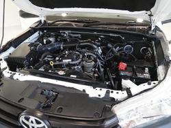 2017 Toyota
Hilux Workmate