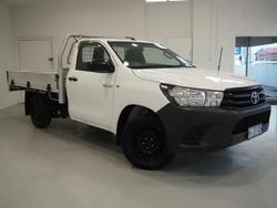 2017 Toyota
Hilux Workmate