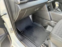 2024 Mitsubishi
Triton GLX+