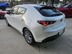 2025 Mazda 3 G20 Pure