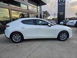 2025 Mazda 3 G20 Pure