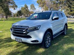 2021 Isuzu
MU-X LS-U