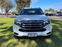 2021 Isuzu
MU-X LS-U