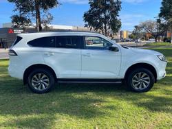 2021 Isuzu
MU-X LS-U