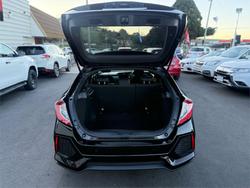 2018 Honda
                Civic VTi-S