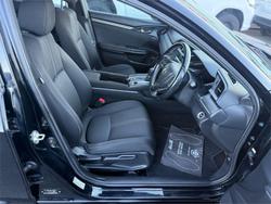 2018 Honda
                Civic VTi-S