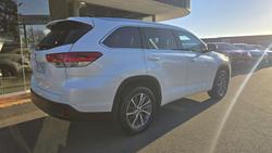 2019 Toyota
                Kluger GXL