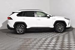 2022 Toyota
RAV4 GXL