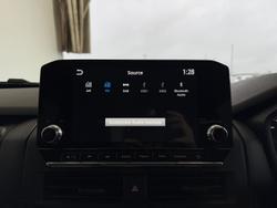 2025 Mitsubishi
Triton GLX+
