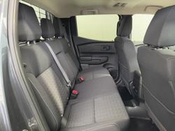 2025 Mitsubishi
Triton GLX+