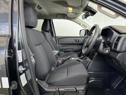 2025 Mitsubishi Triton GLX+