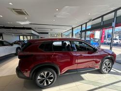 2025 Nissan
X-TRAIL ST-L e-POWER