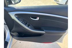 2014 Hyundai
                i30 Trophy