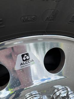 2023 Freightliner Cascadia 126 White