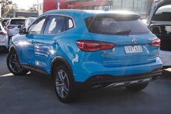 2022 MG
HS Essence