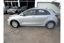 2018 Kia
Rio S