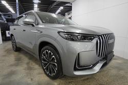 2025 Jaecoo J8 Track