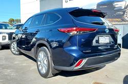 2022 Toyota
Kluger Grande