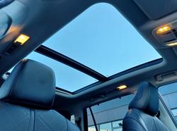 2022 Toyota
                Kluger Grande