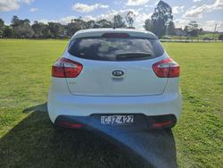 2013 Kia
                Rio S