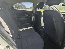 2013 Kia
                Rio S