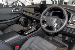 2025 Mitsubishi Outlander Aspire