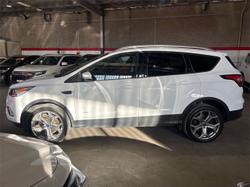 2017 Ford
Escape Titanium