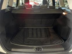 2017 Ford
Escape Titanium