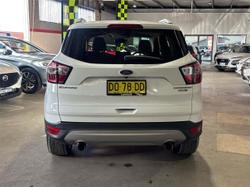 2017 Ford
Escape Titanium