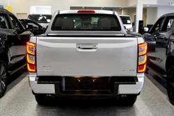 2025 Isuzu
D-MAX LS-U+