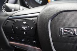 2025 Isuzu
D-MAX LS-U+