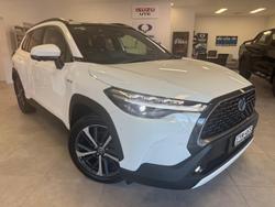 2023 Toyota
Corolla Cross Atmos