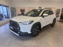 2023 Toyota
Corolla Cross Atmos