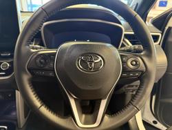 2023 Toyota
Corolla Cross Atmos