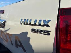 2020 Toyota
Hilux SR5