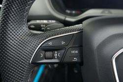 2023 Audi
SQ2