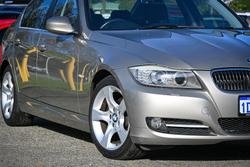 2011 BMW
3 Series 320i Lifestyle