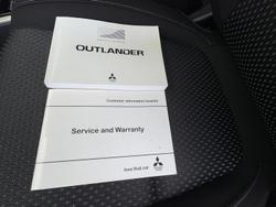 2016 Mitsubishi
Outlander LS Safety Pack