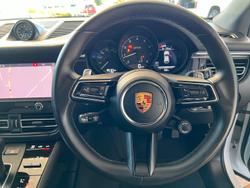 2022 Porsche
Macan GTS