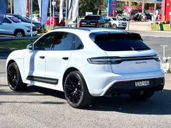 2022 Porsche
Macan GTS