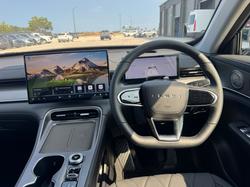 2025 Chery Tiggo 8 Super Hybrid Ultimate